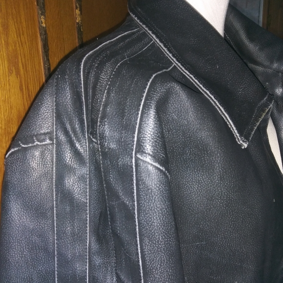 Leather Jacket - Picture 3 of 6